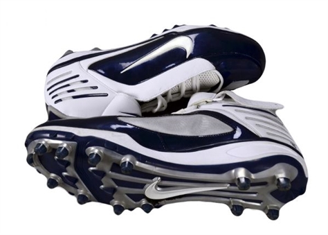 Marcus Spears Game-Used Cleats (Cowboys-Steiner)